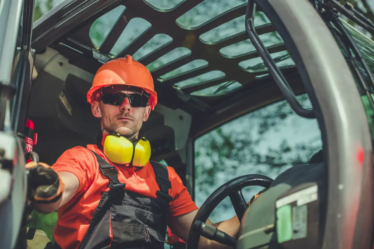 Find Job Opportunities [ Becoming a Dozer Driver ]